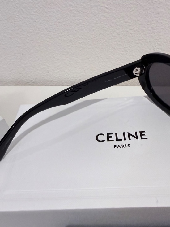 Celine Black Oval Sunglasses FULL SET ? Box + Case + Cloth main image 4